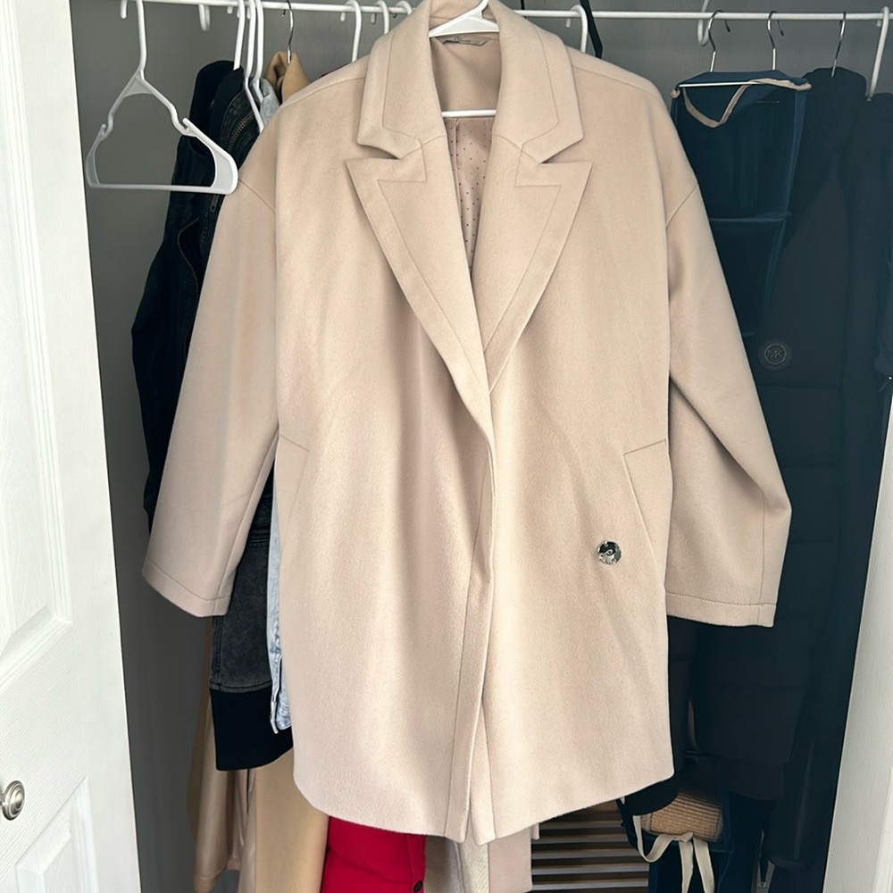 Beige wool jacket! In perfect condition